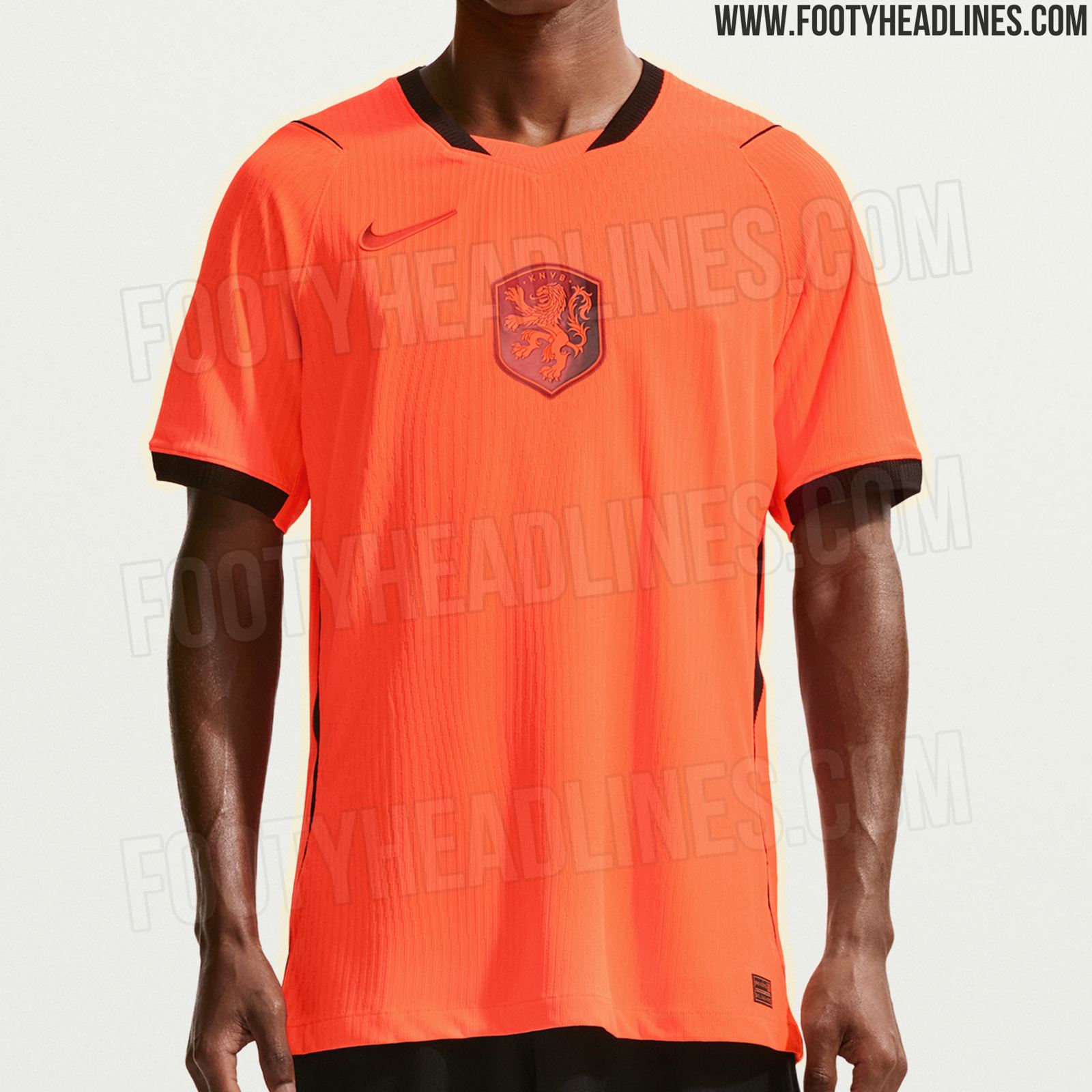 Het uitgelekte Nike thuisshirt van Nederland voor het WK 2026 - fel oranje met zwarte accenten