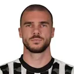 Nihad Mujakić (Bosnië-Herzegovina) WK 2026